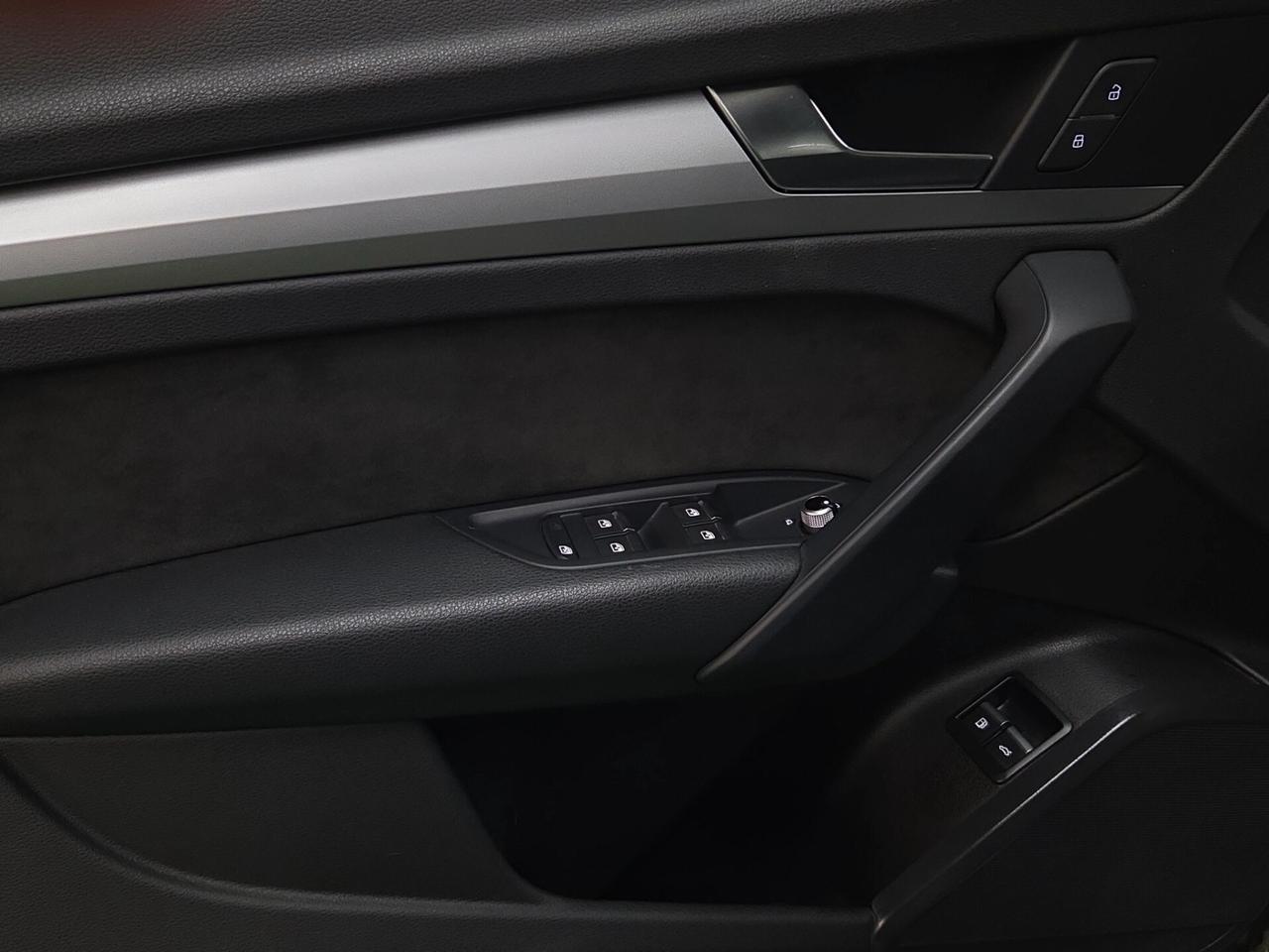 Audi Q5 55 TFSI e quattro S tronic line