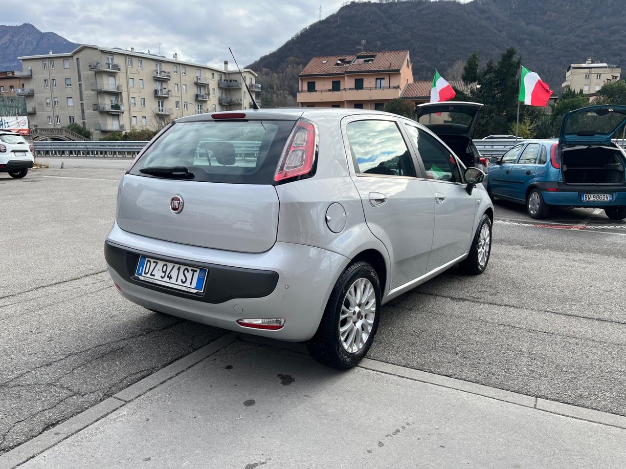 Fiat Punto Evo 1.3 - Motore rigenerato - 0Km - Neopatentati