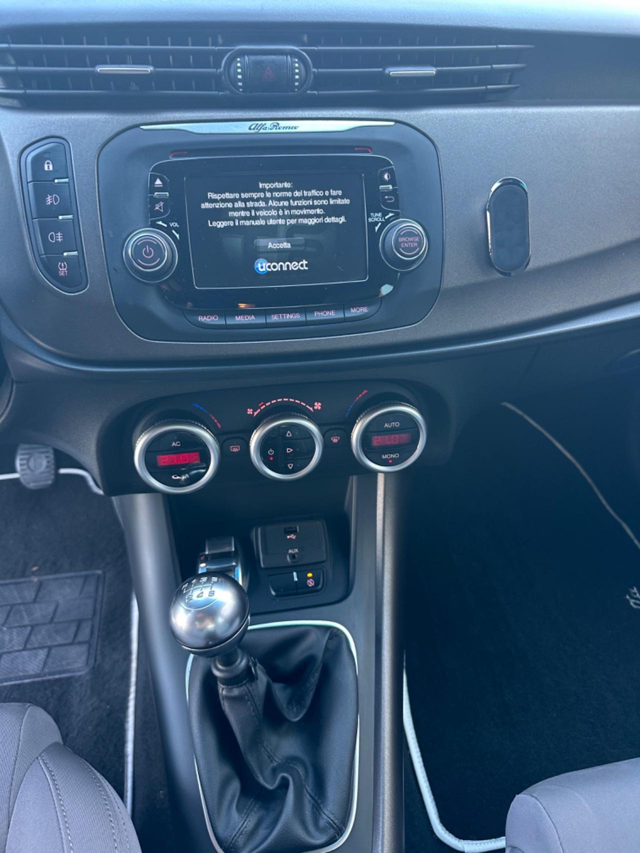 Alfa Romeo Giulietta 1.6 JTDm-2 105 CV Distinctive