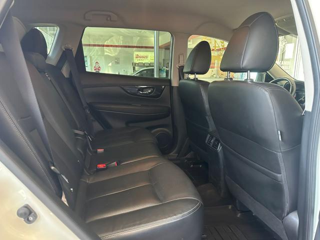 NISSAN X-Trail 2.0 dCi 2WD X-Tronic Tekna