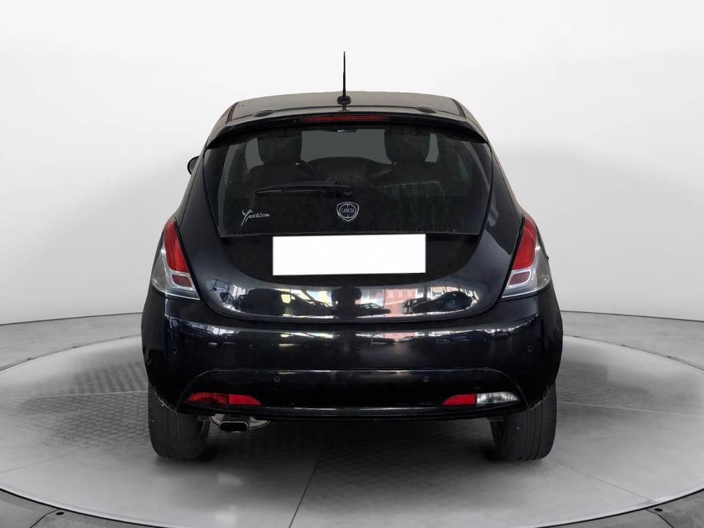 Lancia Ypsilon 5 Porte 1.2 Ecochic Silver