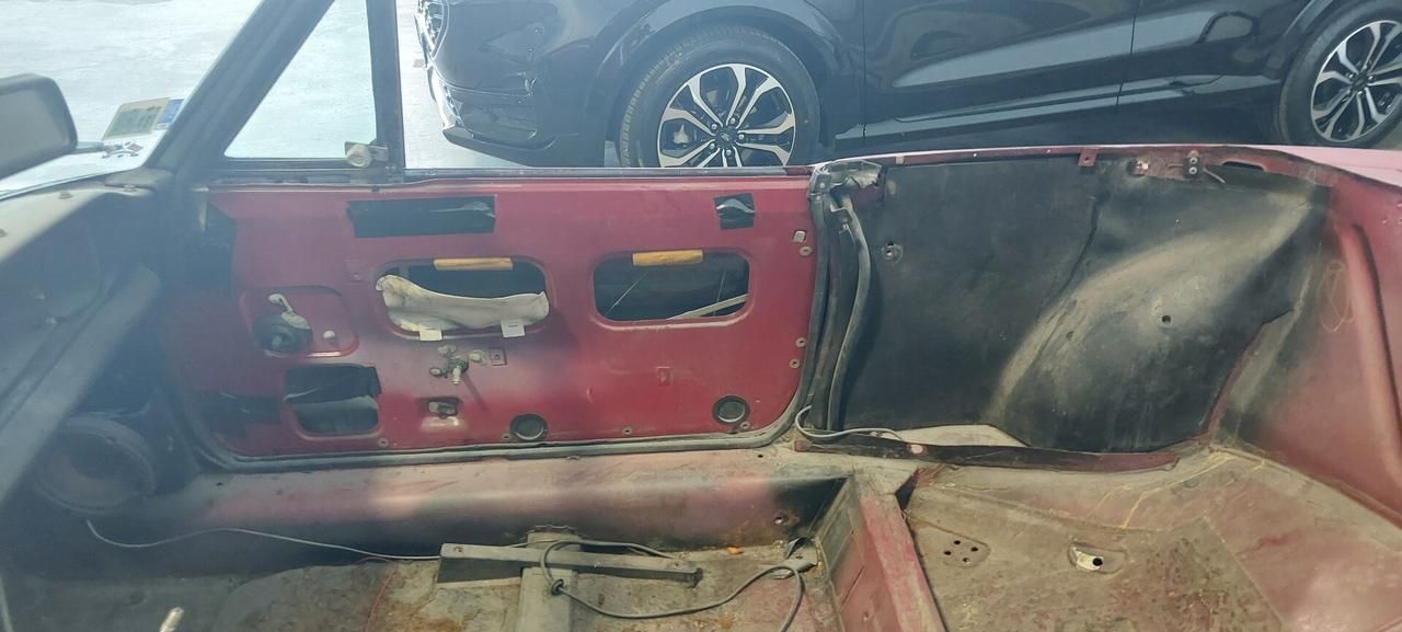 Fiat 124 Spider AMERICA DA RESTAURARE