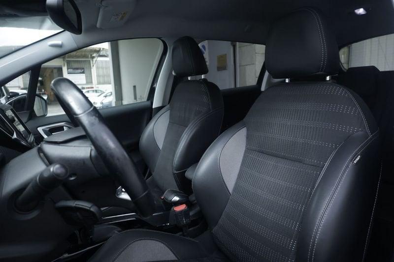 Peugeot 2008 Peugeot 2008 PureTech Turbo 110 EAT6 S&S Black Matt Unicoproprietario