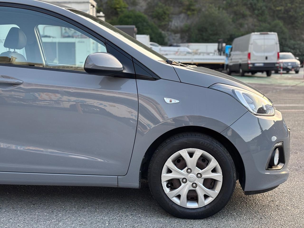 HYUNDAI i10 1.0 BENZINA 5 PORTE PERFETTA 5 POSTI NEOPATENTATI