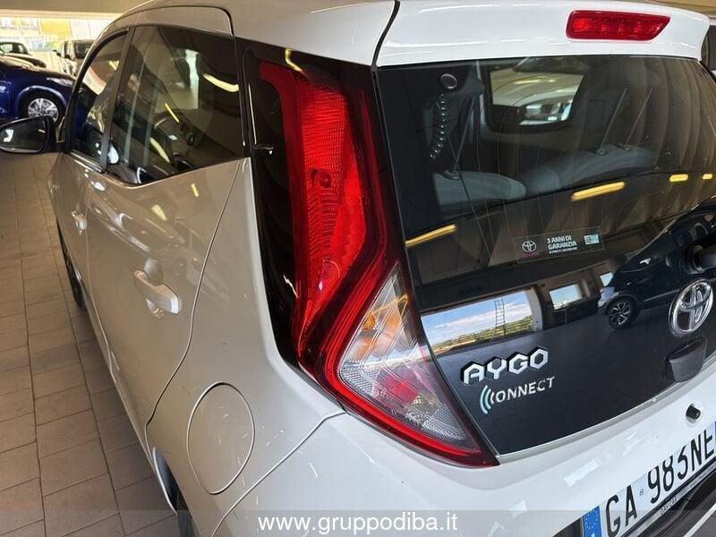 Toyota Aygo II 2018 5p 5p 1.0 x-play 72cv