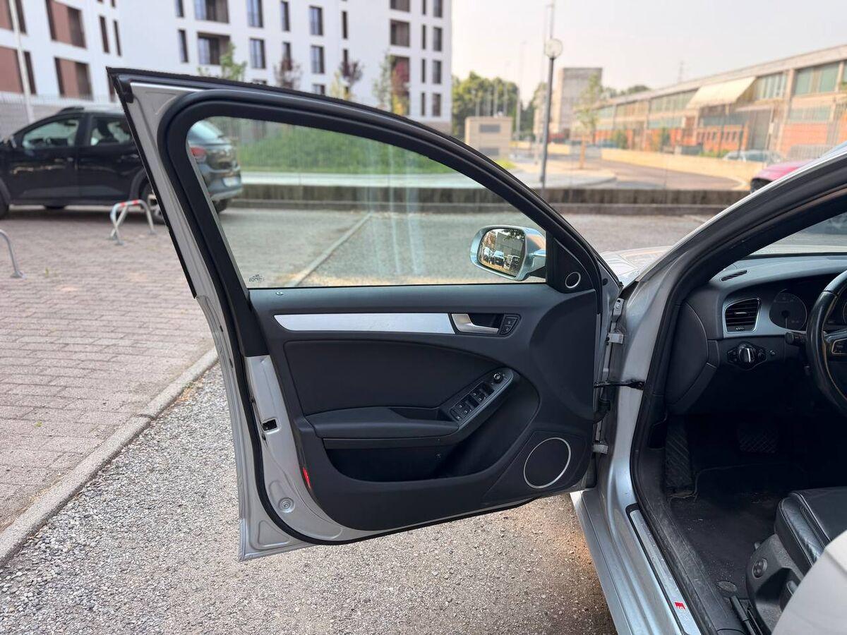 Audi A4 IV 2007 Avant S4 3.0 V6 tfsi quattro s-tronic