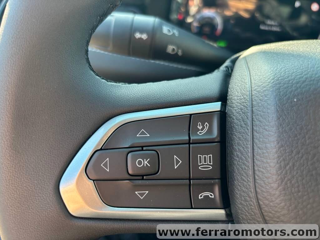 Jeep Compass Summit Km 0 a 329 euro al mese senza anticipo IVA ESPOSTA