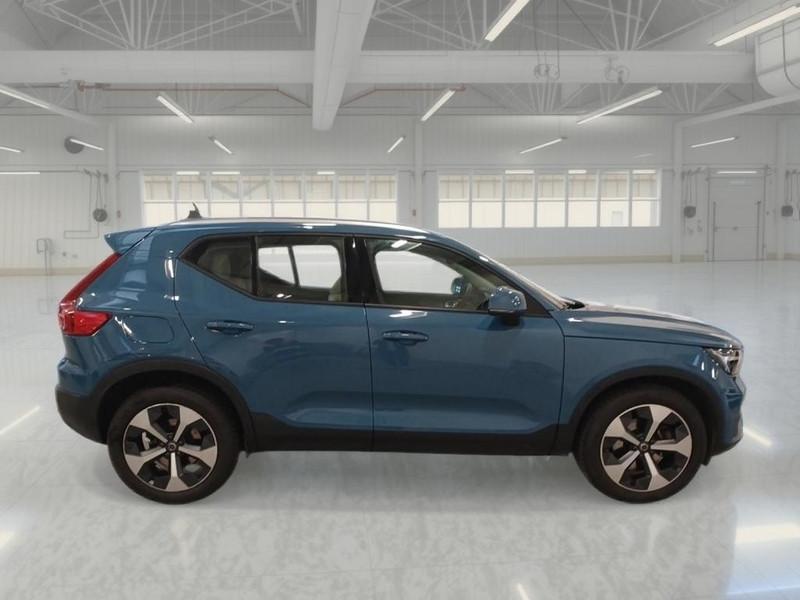 VOLVO XC40 B4 AWD automatico Core