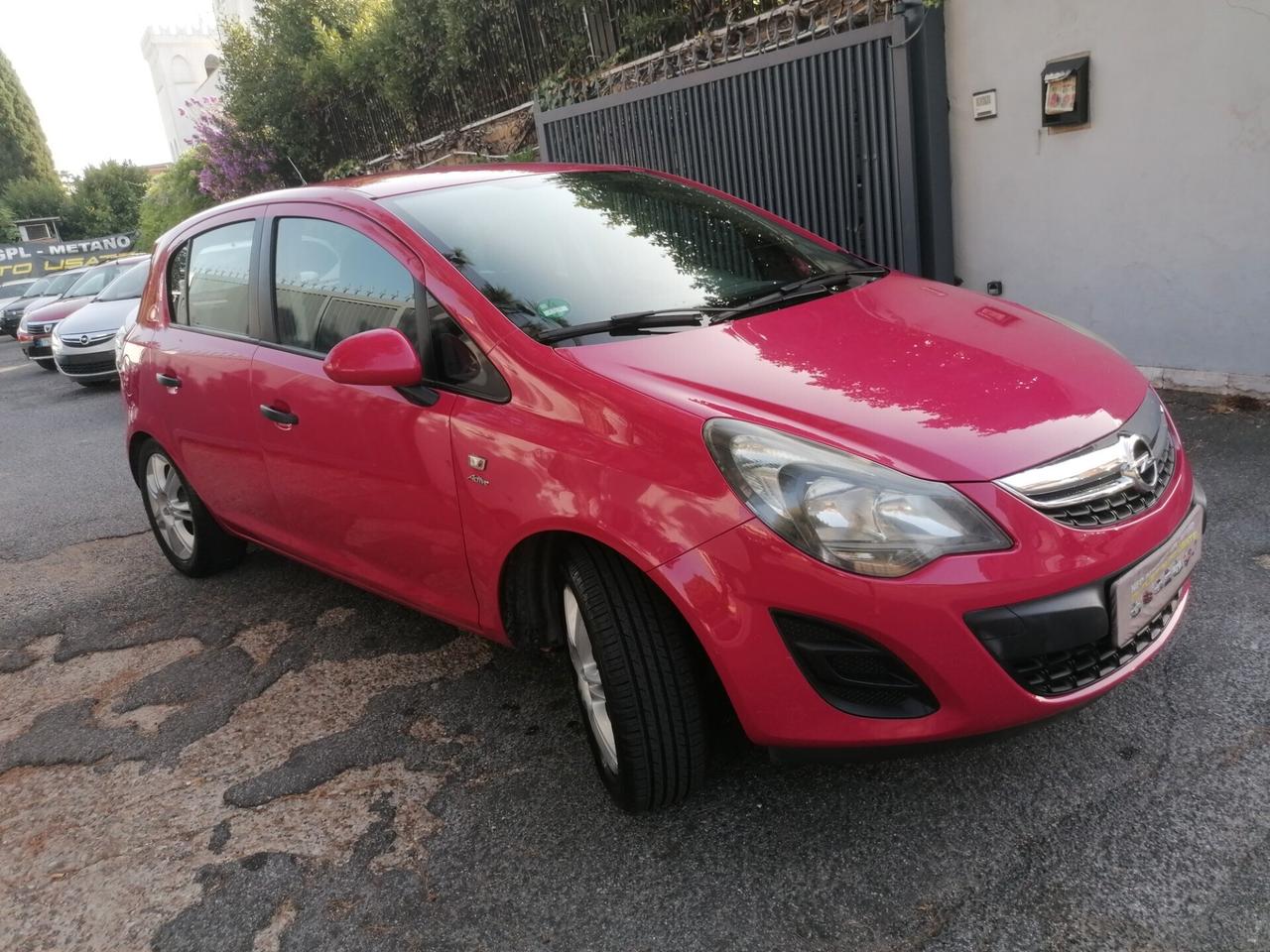 Opel Corsa 1.4 16V 5 porte Sport