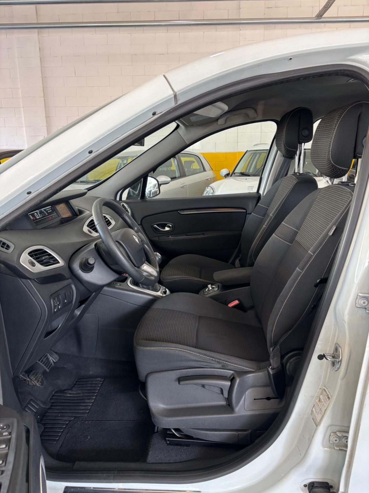 Renault Scénic X-Mod 1.5 dCi 110CV Luxe