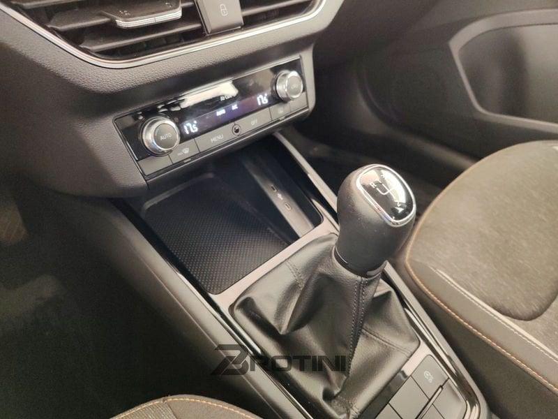 Škoda Kamiq 1.0 TSI 95cv BLACK DOTS