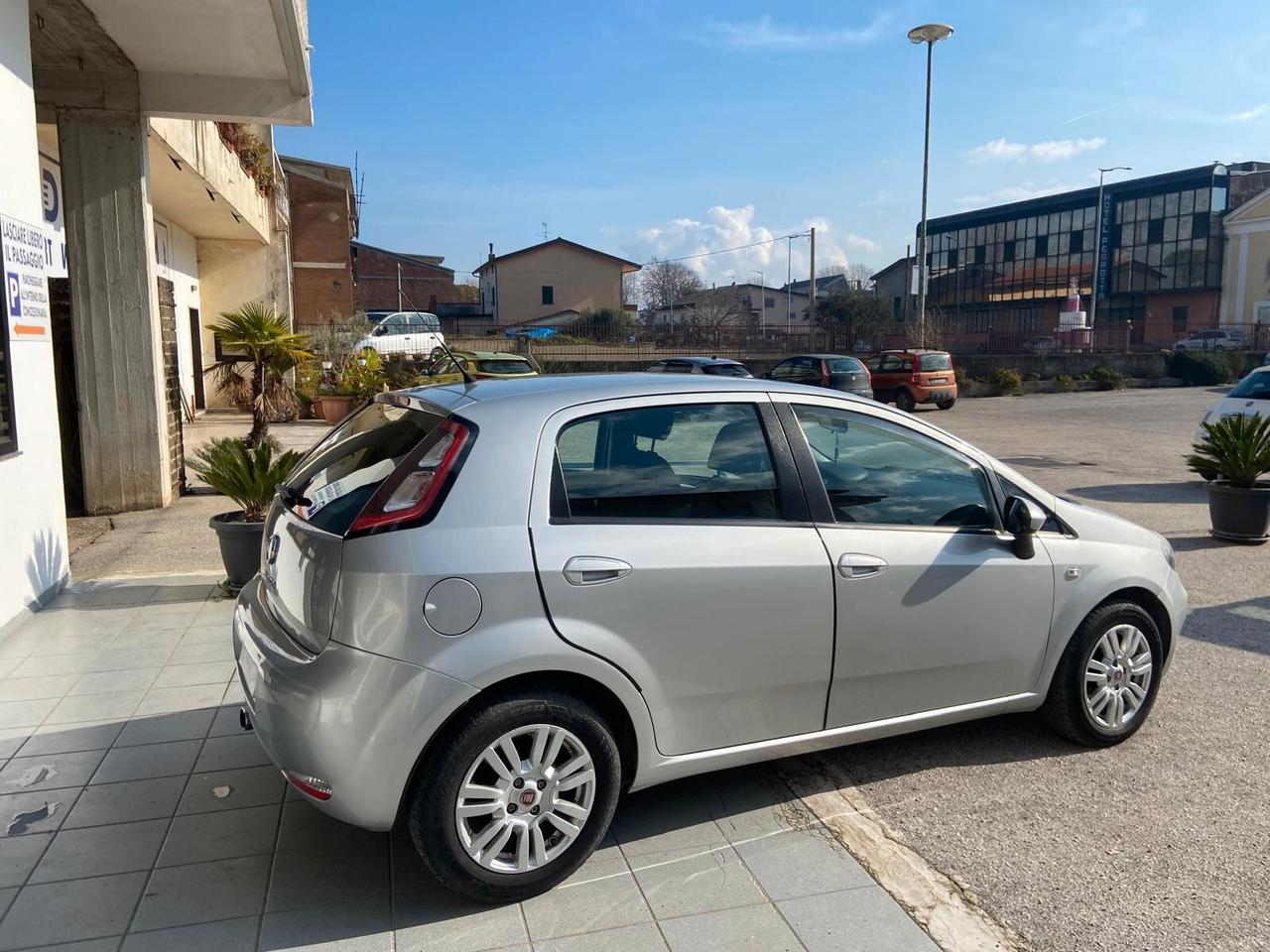 Fiat Punto 1.3 MJT II 75 CV 2015 Dynamic