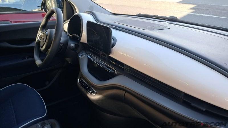 FIAT 500 500e Berlina 23,8 kWh Action