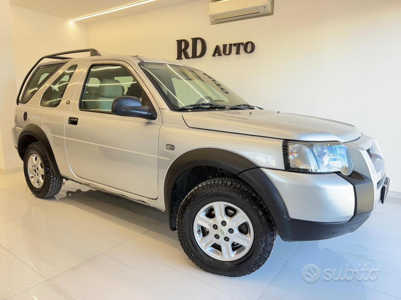 Land Rover Freelander 2.0 td4 3P gancio traino