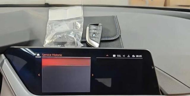 Bmw 116 116d 5p. Business Advantage