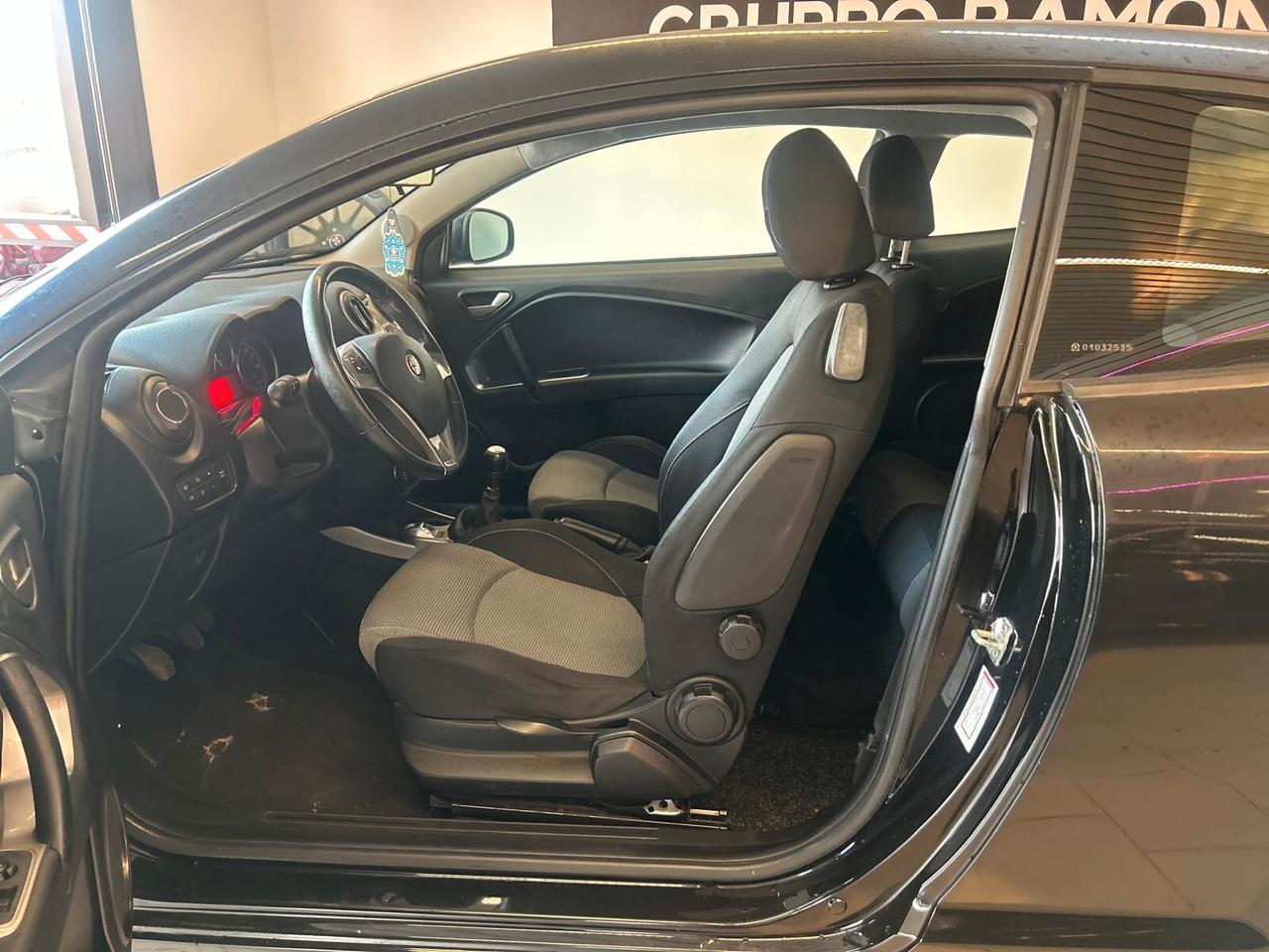 Alfa Romeo MiTo 1.4 T 155 CV Distinctive Sport Pack