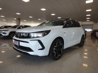 OPEL GRANDLAND ULTIMATE 1.5d 130cv/96kw AT8 Cambio Automatic - Fari Led Matrix - NAVY