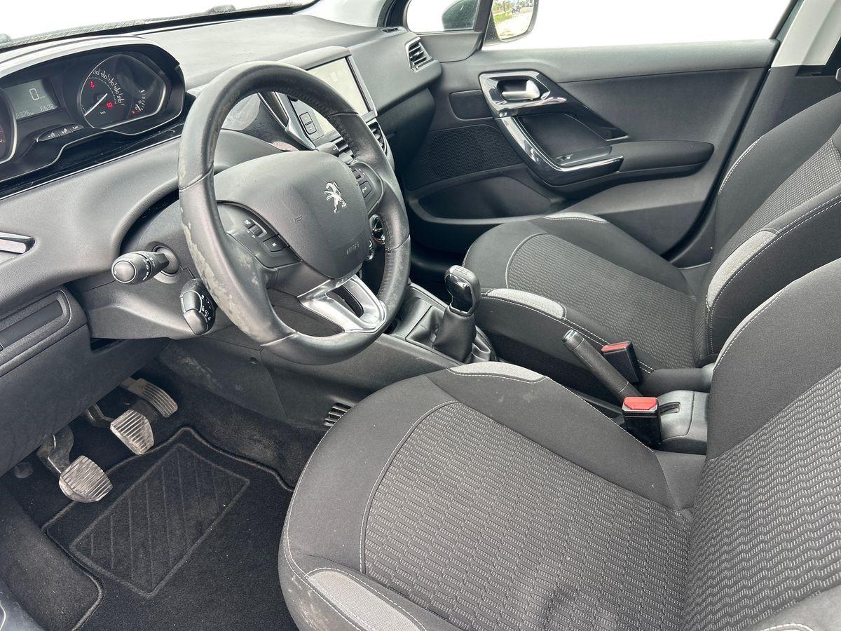 PEUGEOT 208 2015 Benzina - 208 5p 1.2 puretech Active 82cv