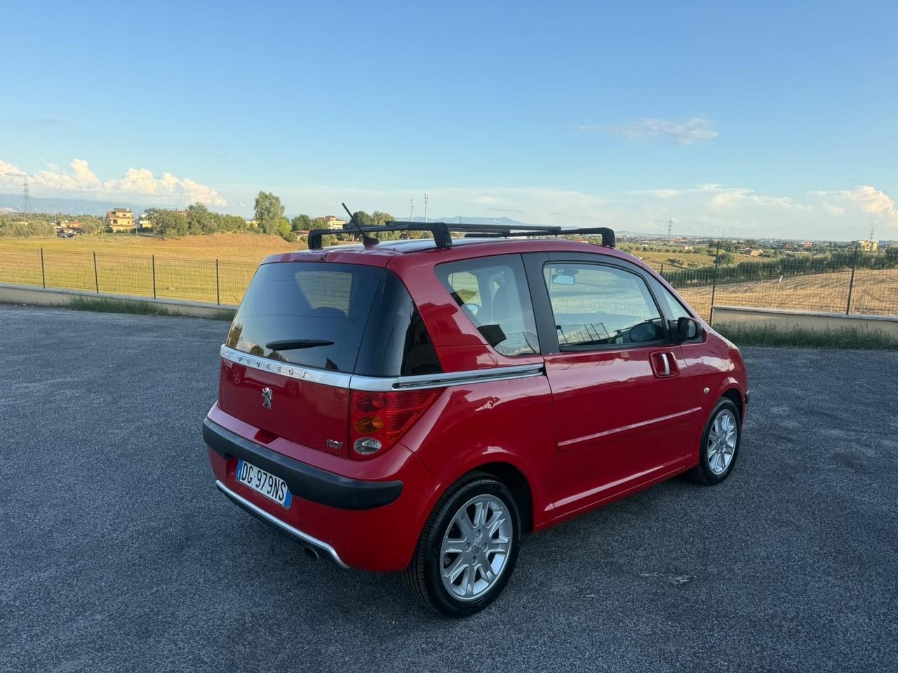 Peugeot 1007 1.4 Happy