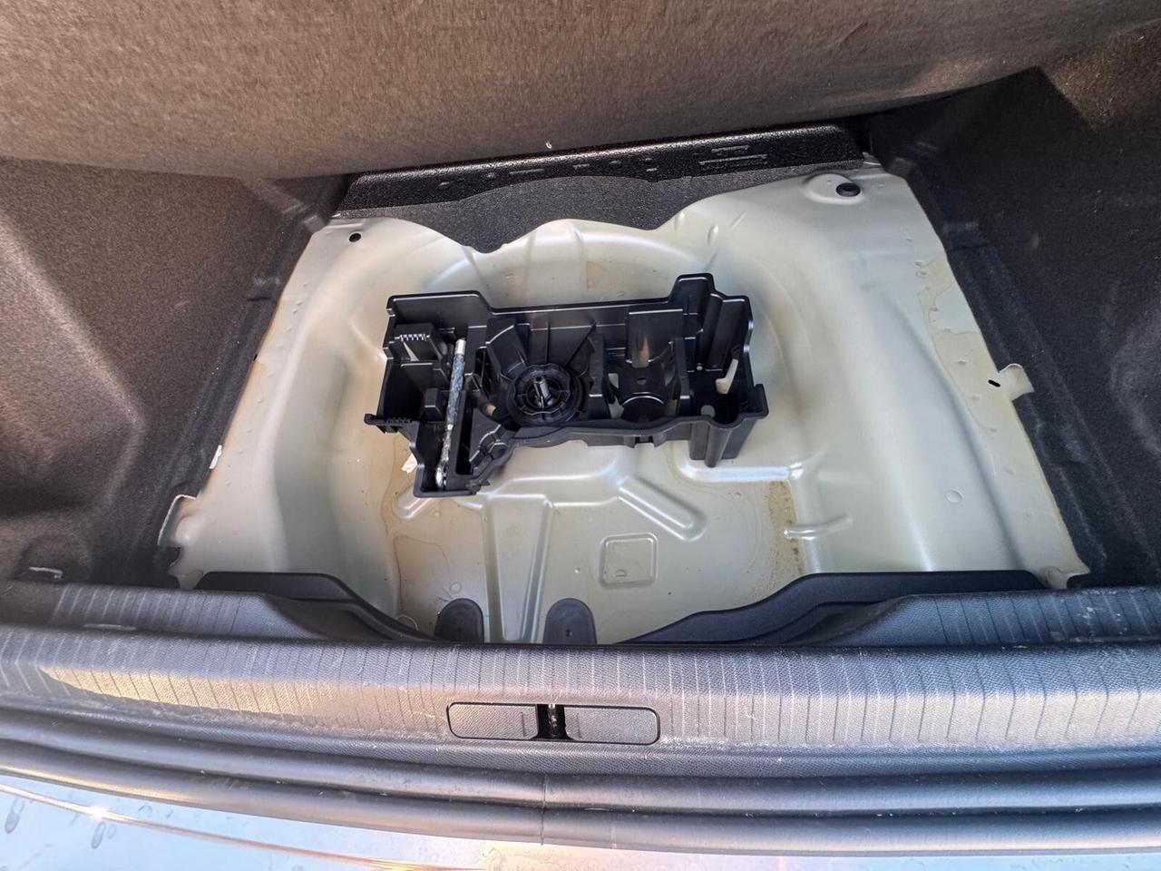 Citroen C4 Hybrid 100 e-DCS6 You