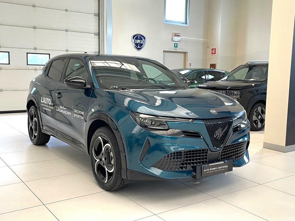 Alfa Romeo Junior 1.2 ibrida 136cv edct6