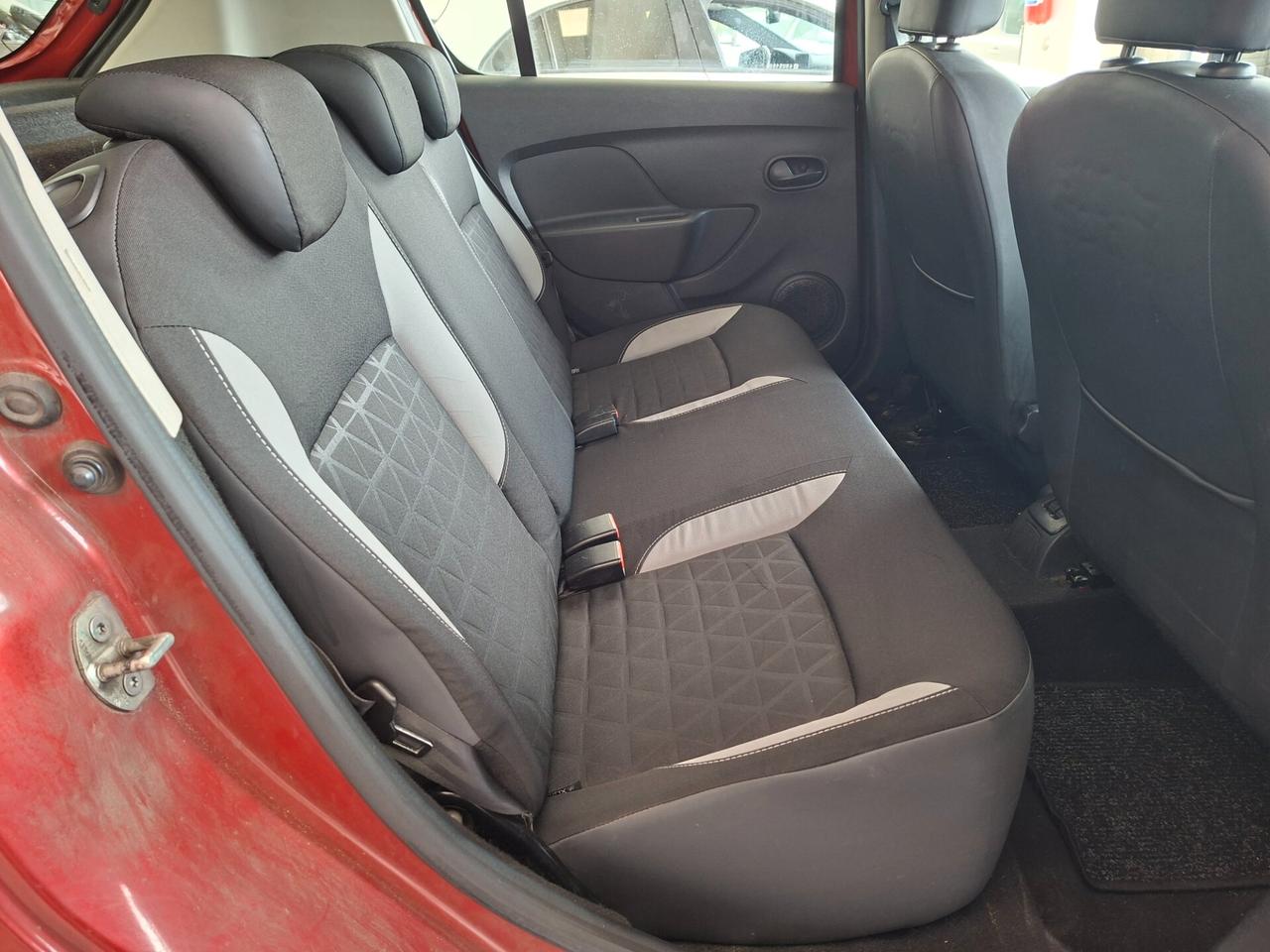 Dacia Sandero StepWay 1.5 dci / DA NEOPATENTATI / CINGHIA FATTA