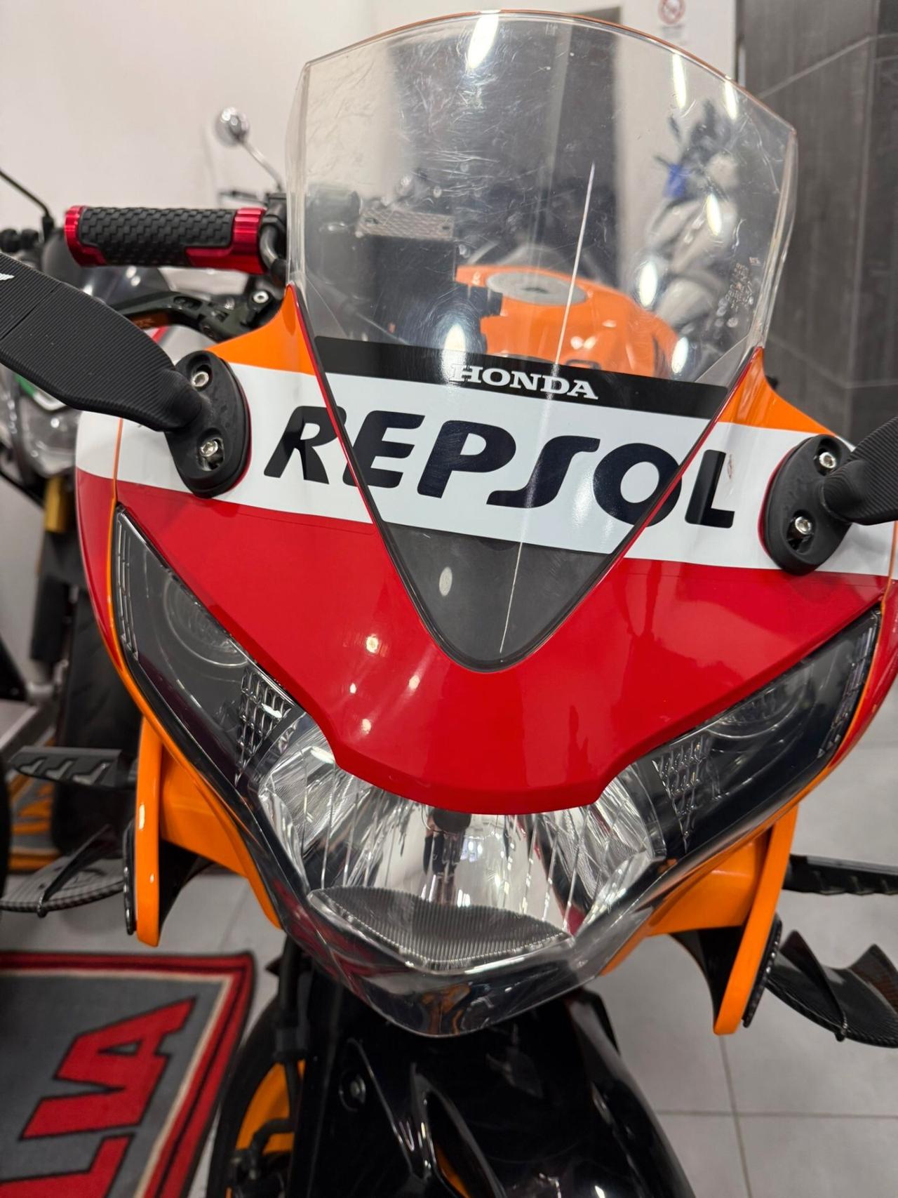 Honda CBR 125 R Repsol