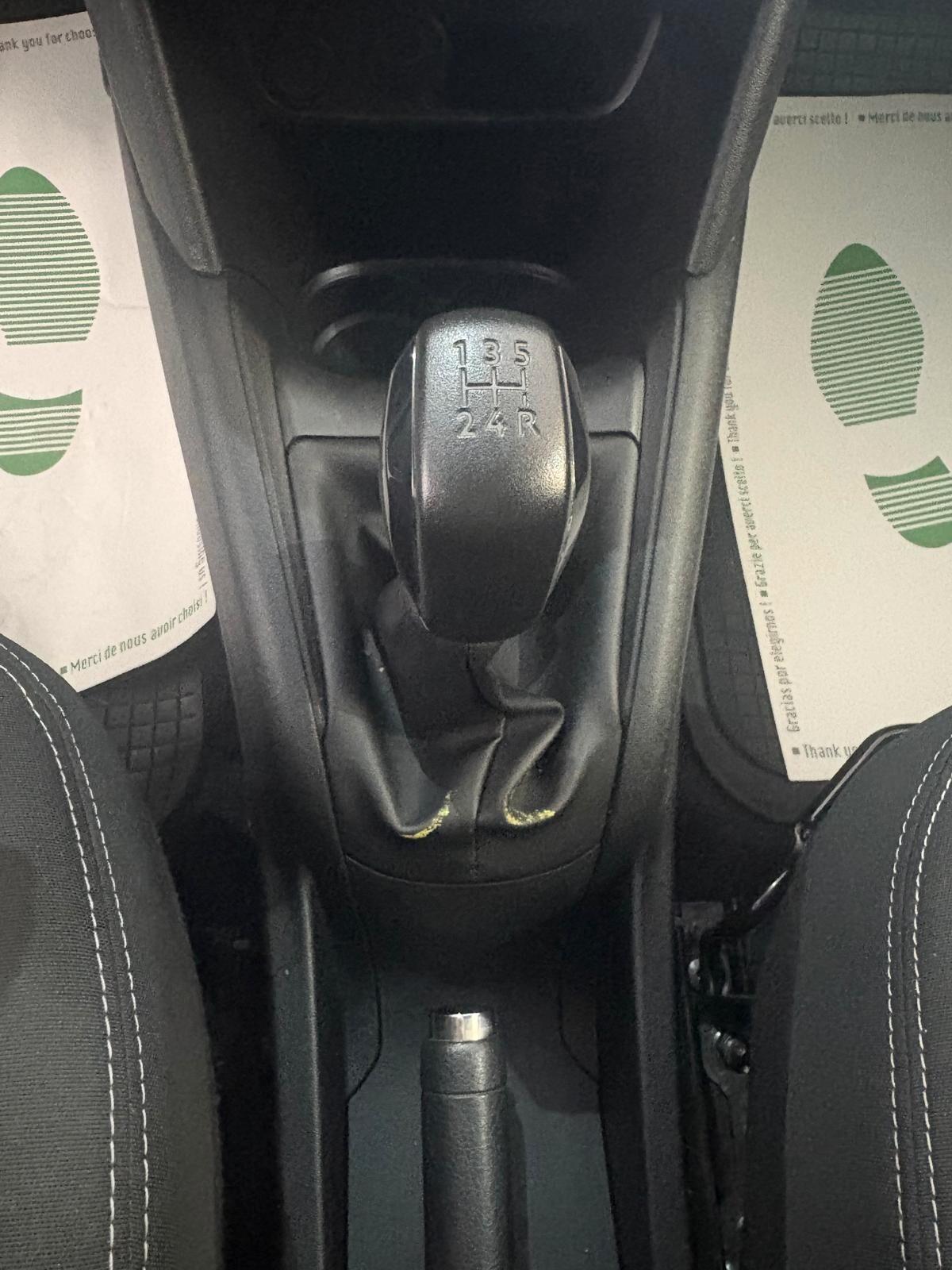 Peugeot 208 PureTech 82 5p. GPL Active