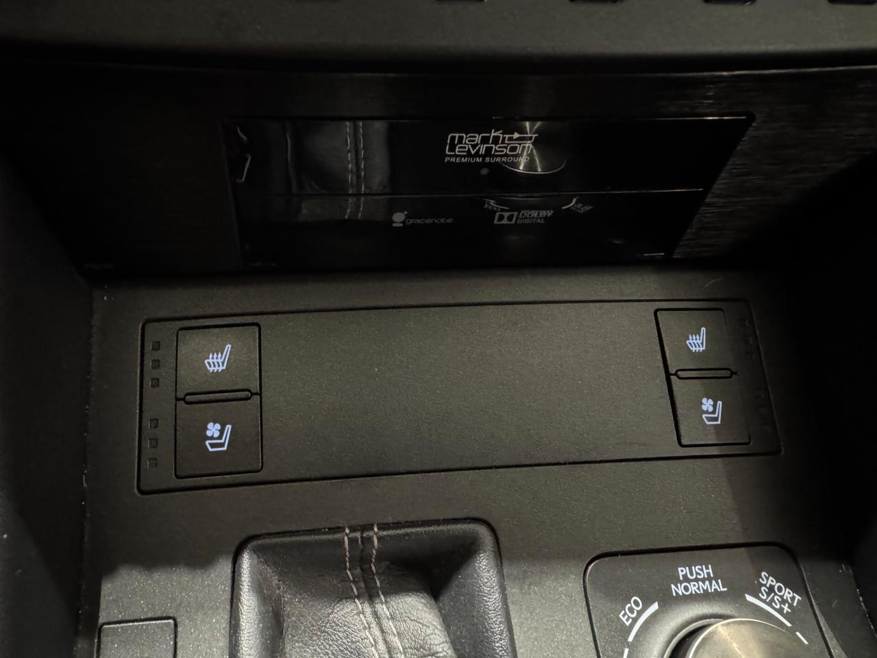 Lexus RC 300h Hybrid F Sport