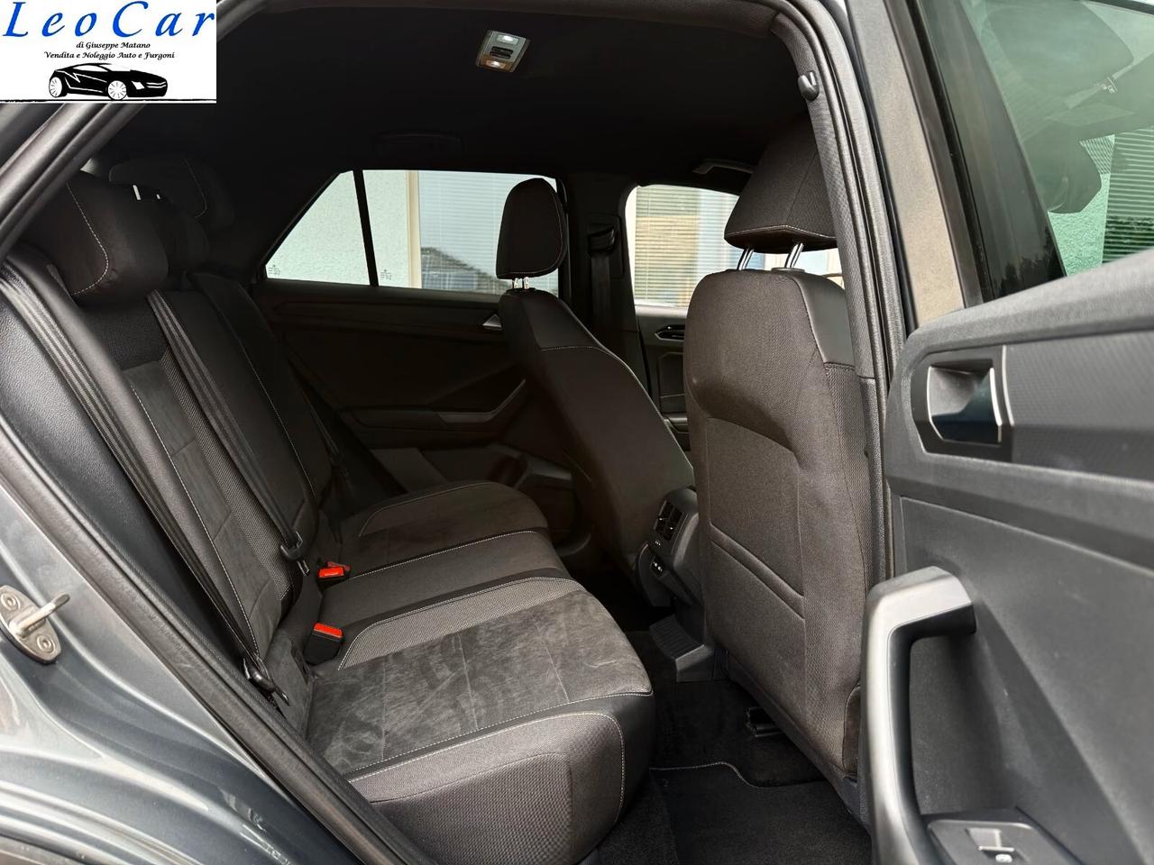 Volkswagen T-Roc 1.5 TSI ACT DSG R-Line