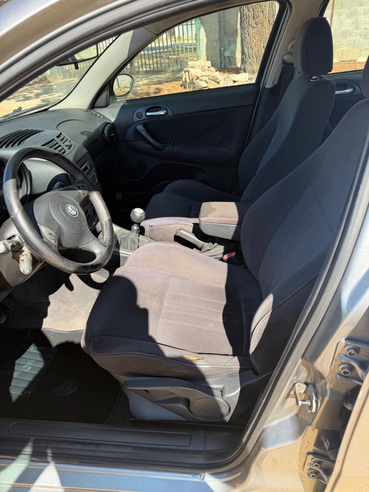 Alfa Romeo 147 1.9 JTD M-JET 16V 5 porte Exclusive