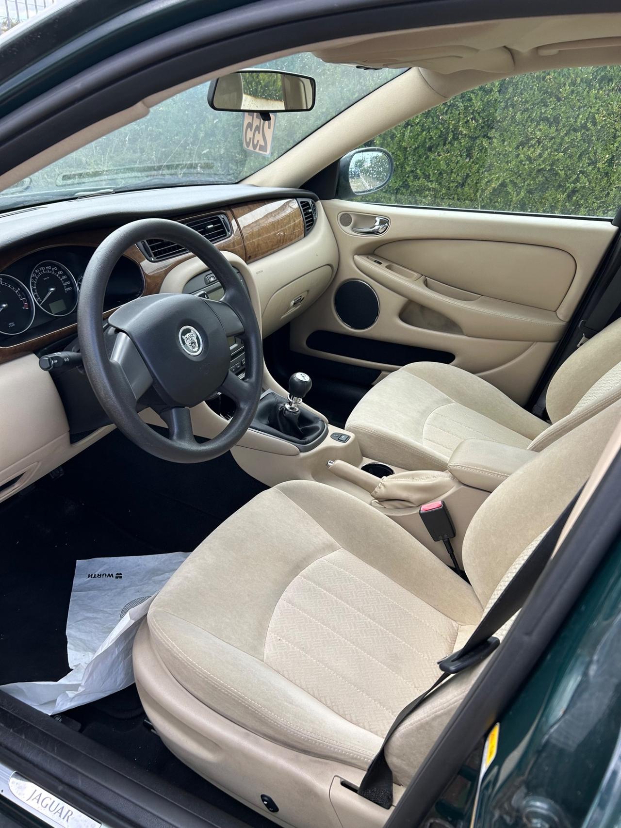 Jaguar X-Type 2.0 D sport