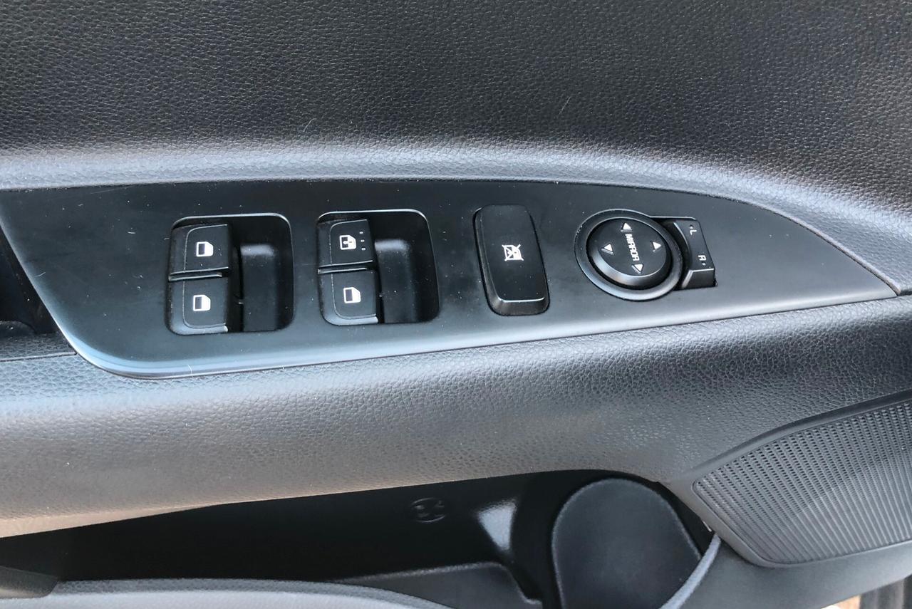 Kia Stonic 1.0 T-GDi 100 CV MHEV MT Style