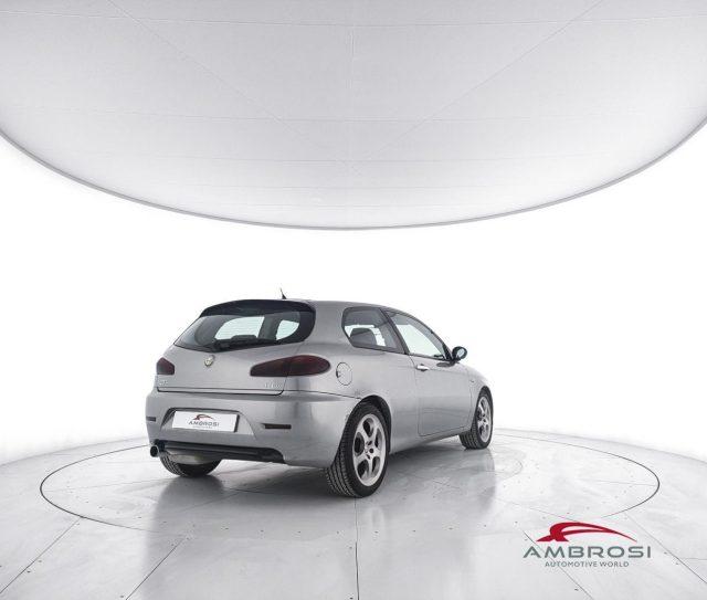 ALFA ROMEO 147 1.9 JTD (120) 3 porte Black Line - PER OPERATORI D