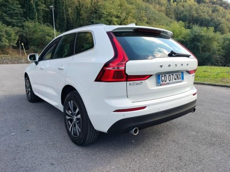 Volvo XC60 XC60 B4 (d) AWD Geartronic Momentum Pro