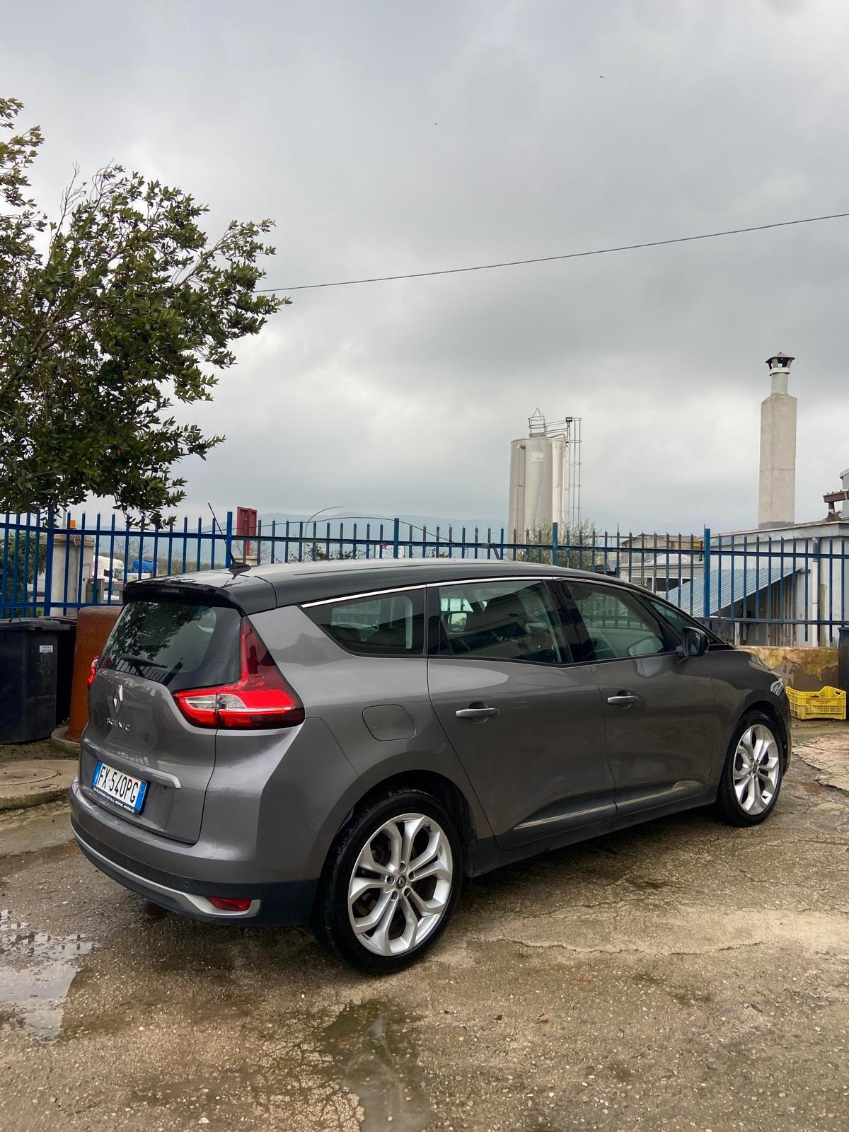 Renault Grand Scenic 7 posti 91.000 km dci 150 cv