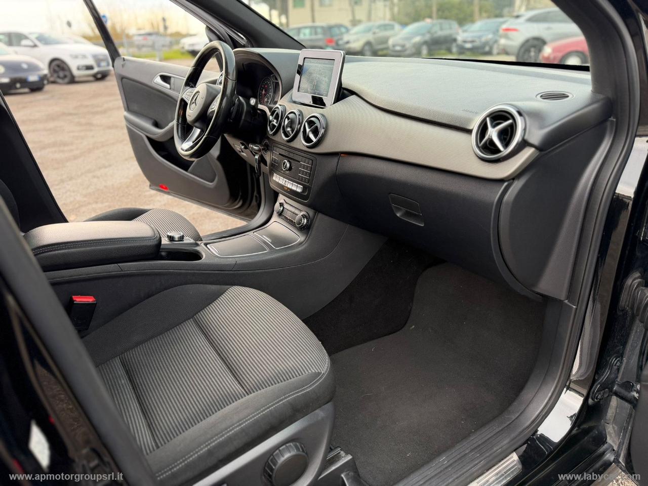 MERCEDES-BENZ B 180 CDI Automatic Premium