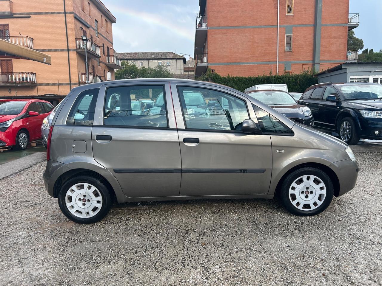 Fiat Idea 1.4 Active PLUS