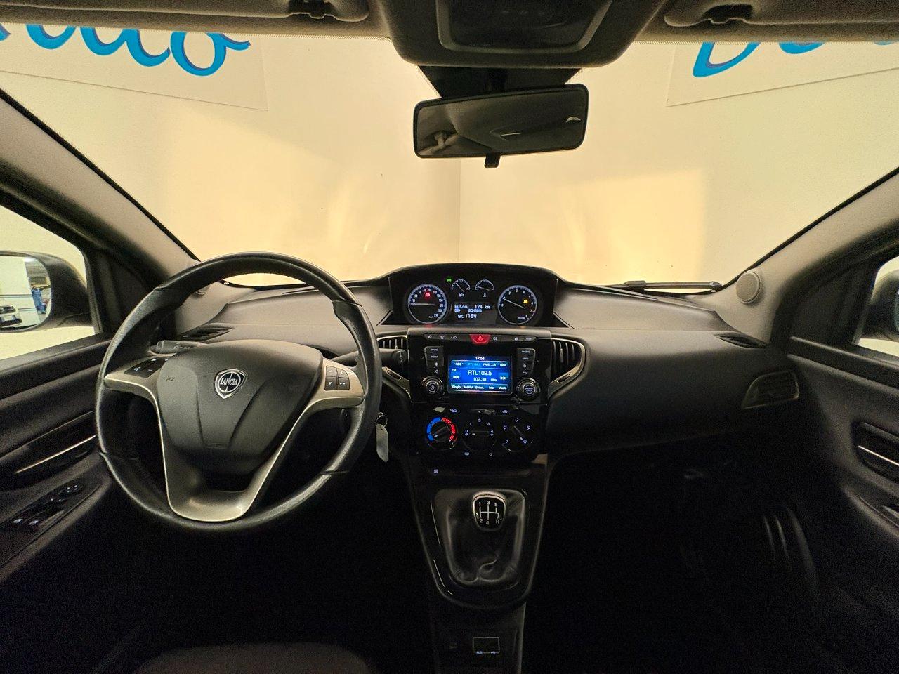 Lancia Ypsilon 5 Porte Ypsilon 1.2 Gold 69cv my16