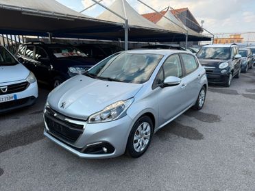 Peugeot 208 PureTech 82 3 porte Allure