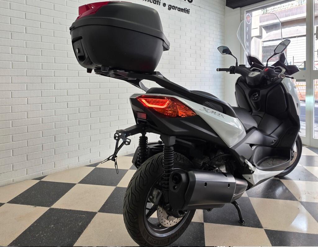 Yamaha X-Max 300 ABS PARI AL NUOVO