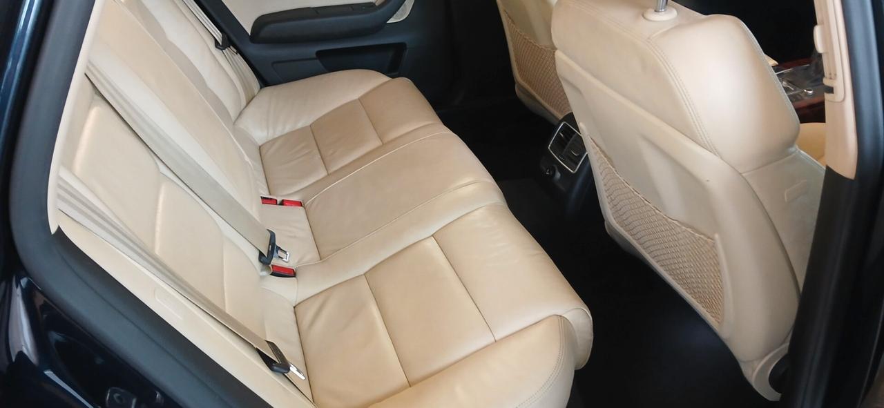 Audi A6 Avant 3.0 V6 TDI quattro tiptronic