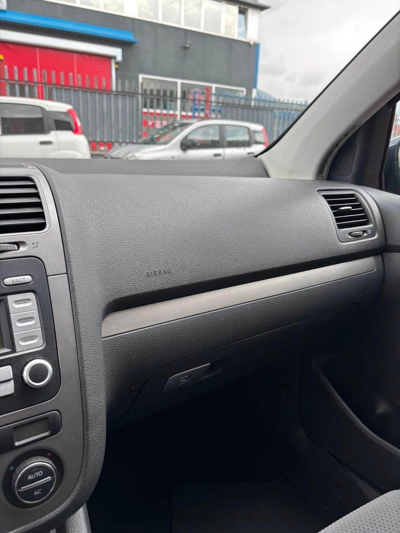 Volkswagen Golf 1.6 5p. United BiFuel NEOPATENATI
