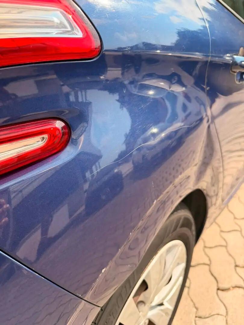 Peugeot 208 1.4 HDi 68 CV 5 porte Active
