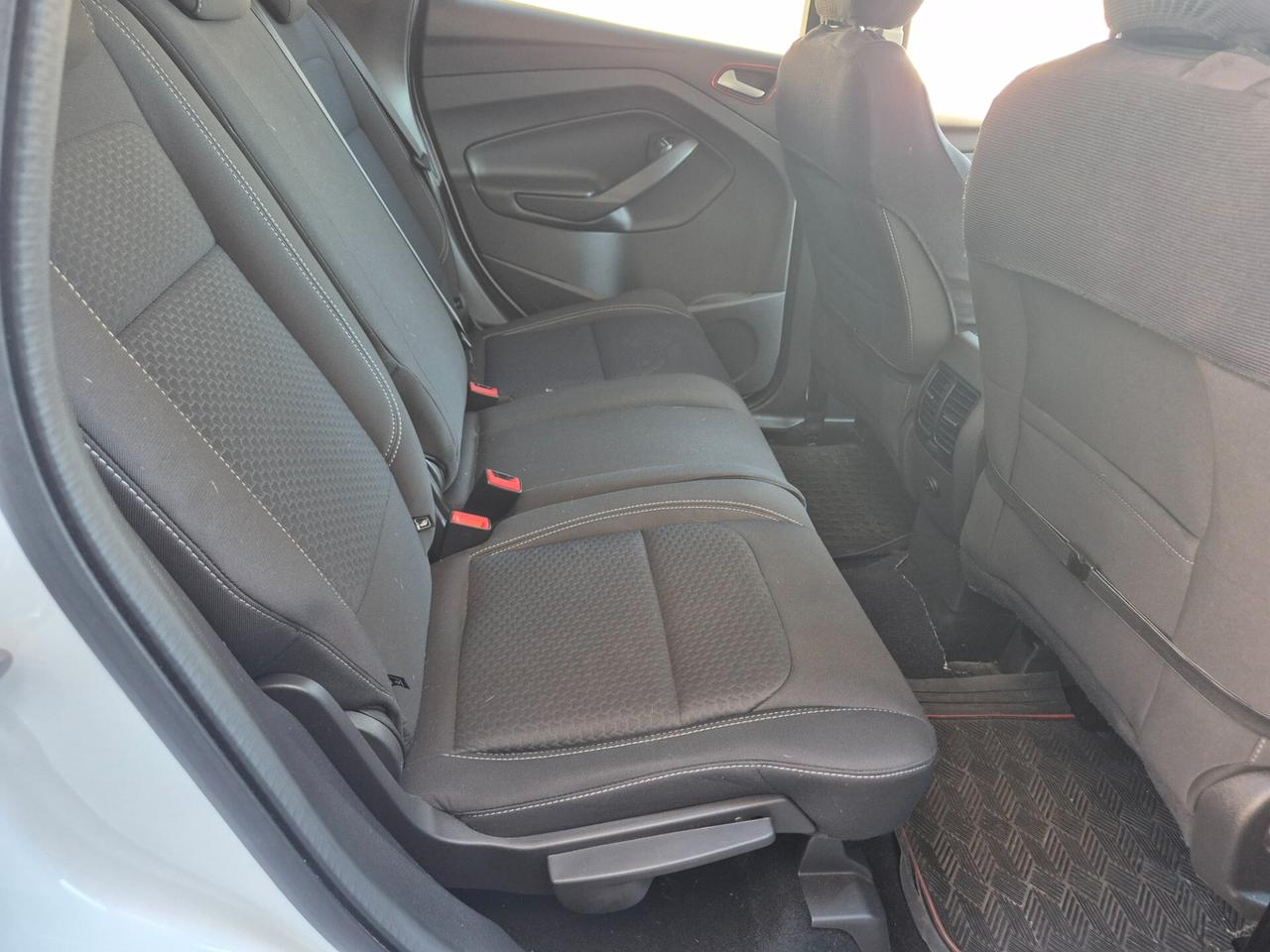 Ford Kuga 2.0 TDCI 120 CV S&S 2WD ST-Line