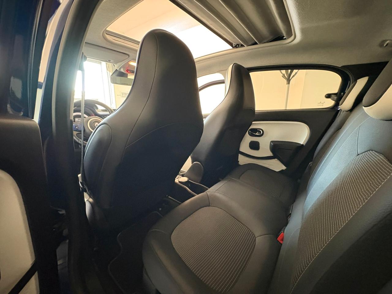 Renault Twingo TCe 90 CV EDC Openair