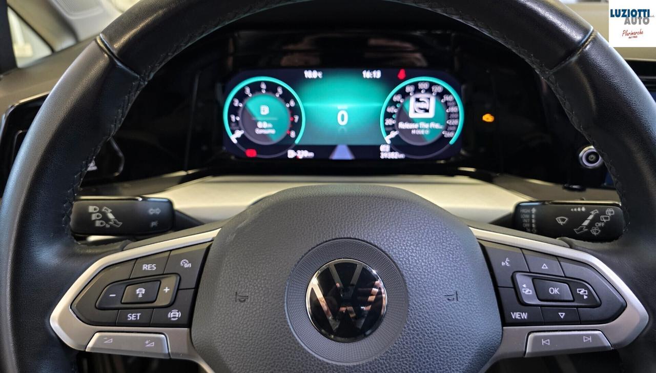 Volkswagen Golf 8 1.0 TSI 110CV LIFE
