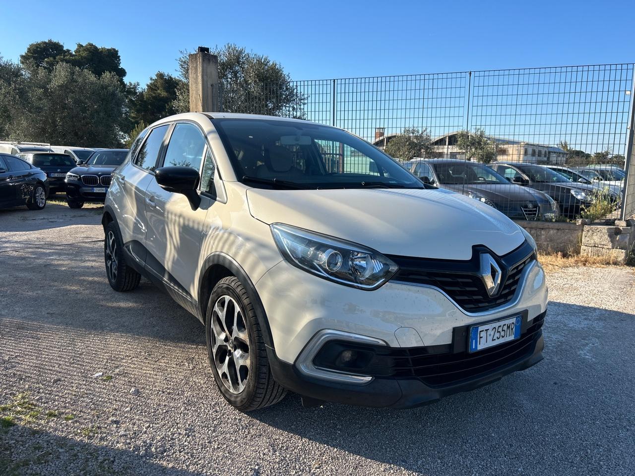 Renault Captur 1.5 90 CV MOD.2019/NAVI