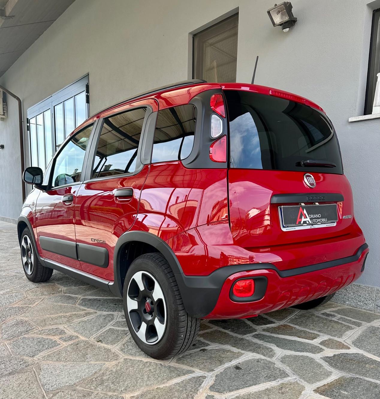 Fiat Panda Cross Panda 1.0 firefly hybrid Cross s&s 70cv 5p.ti