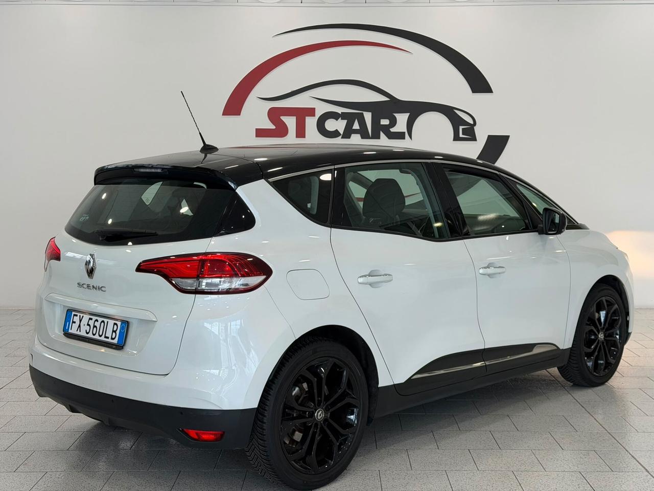 Renault Scénic TCe 140 CV EDC FAP Intens